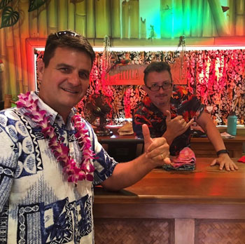 Chillin with the Hawaiian Shirt Dude in Kauai
